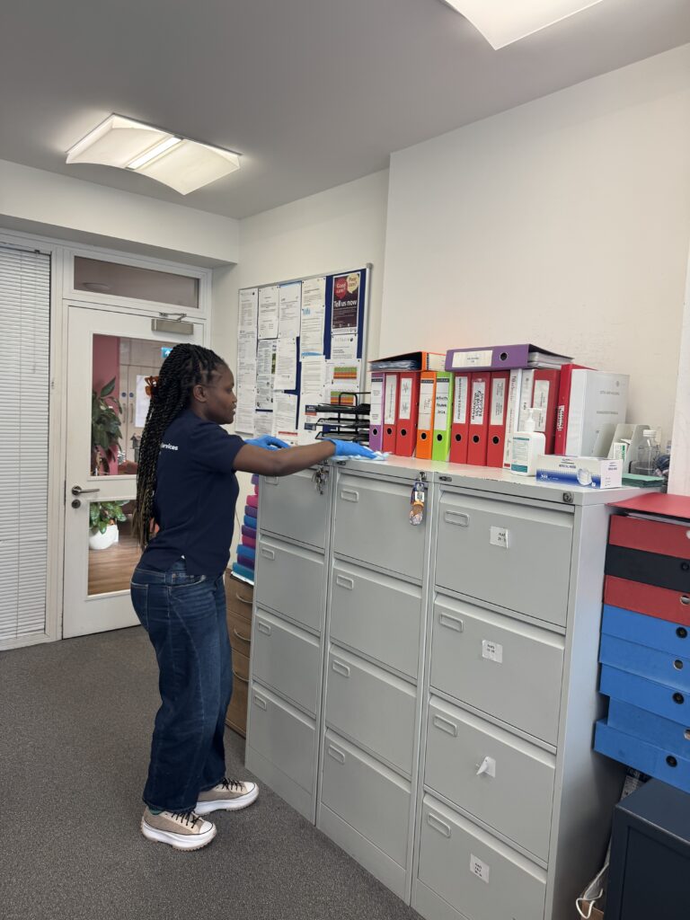 Services 7 commercial Cleaning In Romford Office